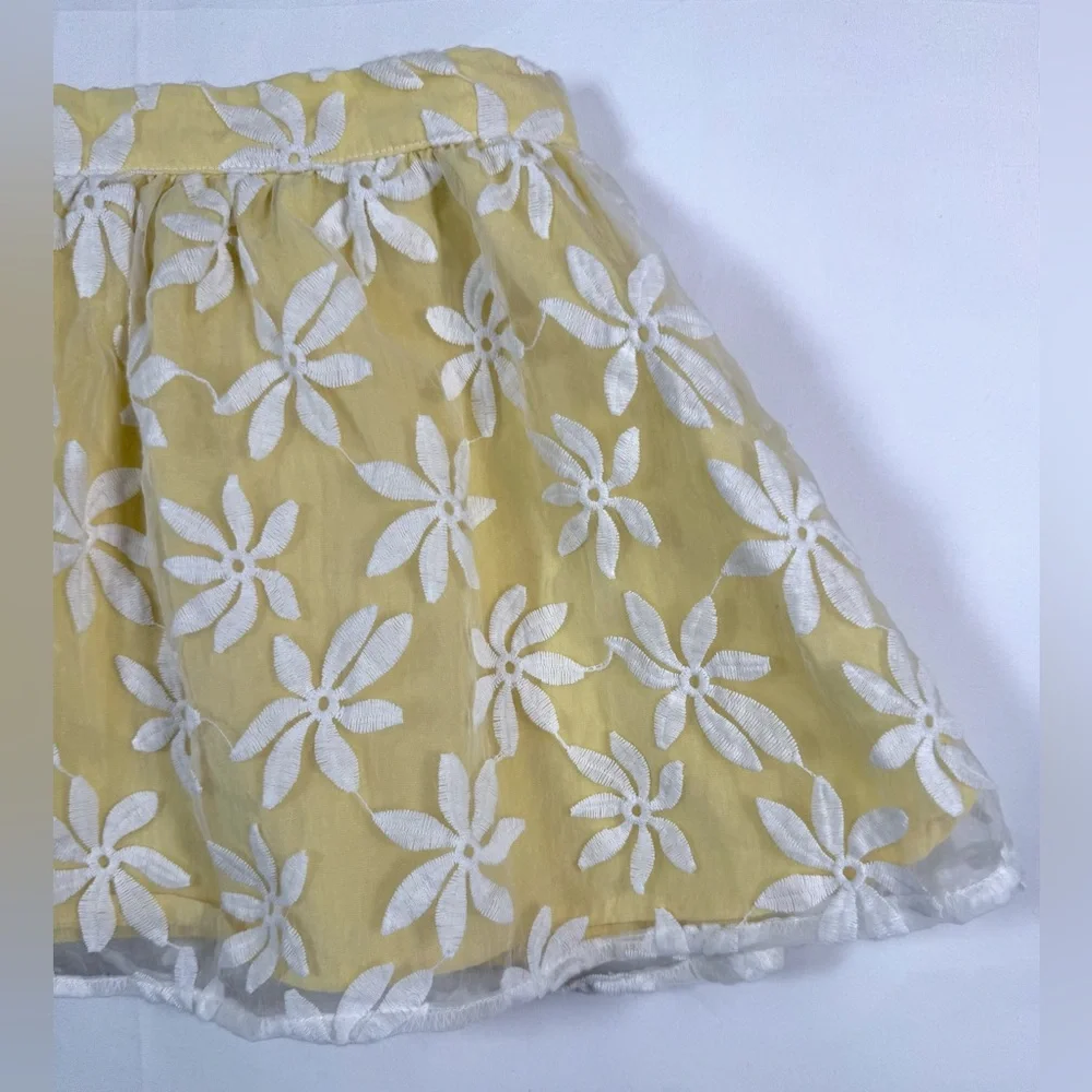 GYMBOREE Girls Floral Embroidered Skirt 5T Cottagecore Spring Mesh‎ Cute